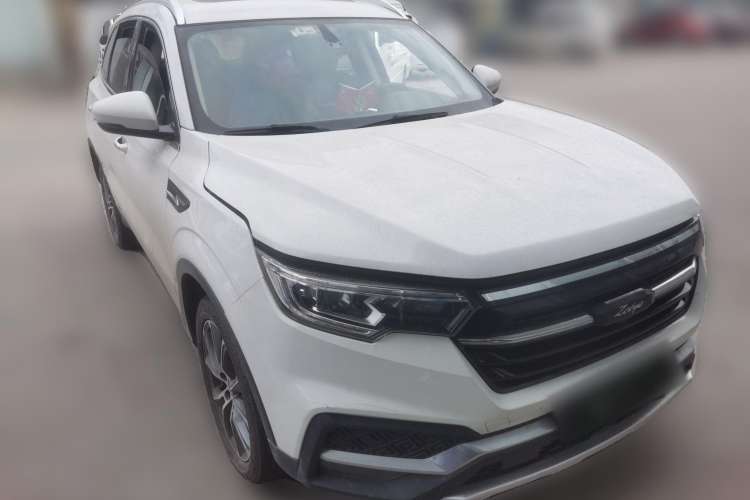 Used Zotye T500 2018 1.5T Automatic Smart Connected Prestige Model Front Right 45 Deg