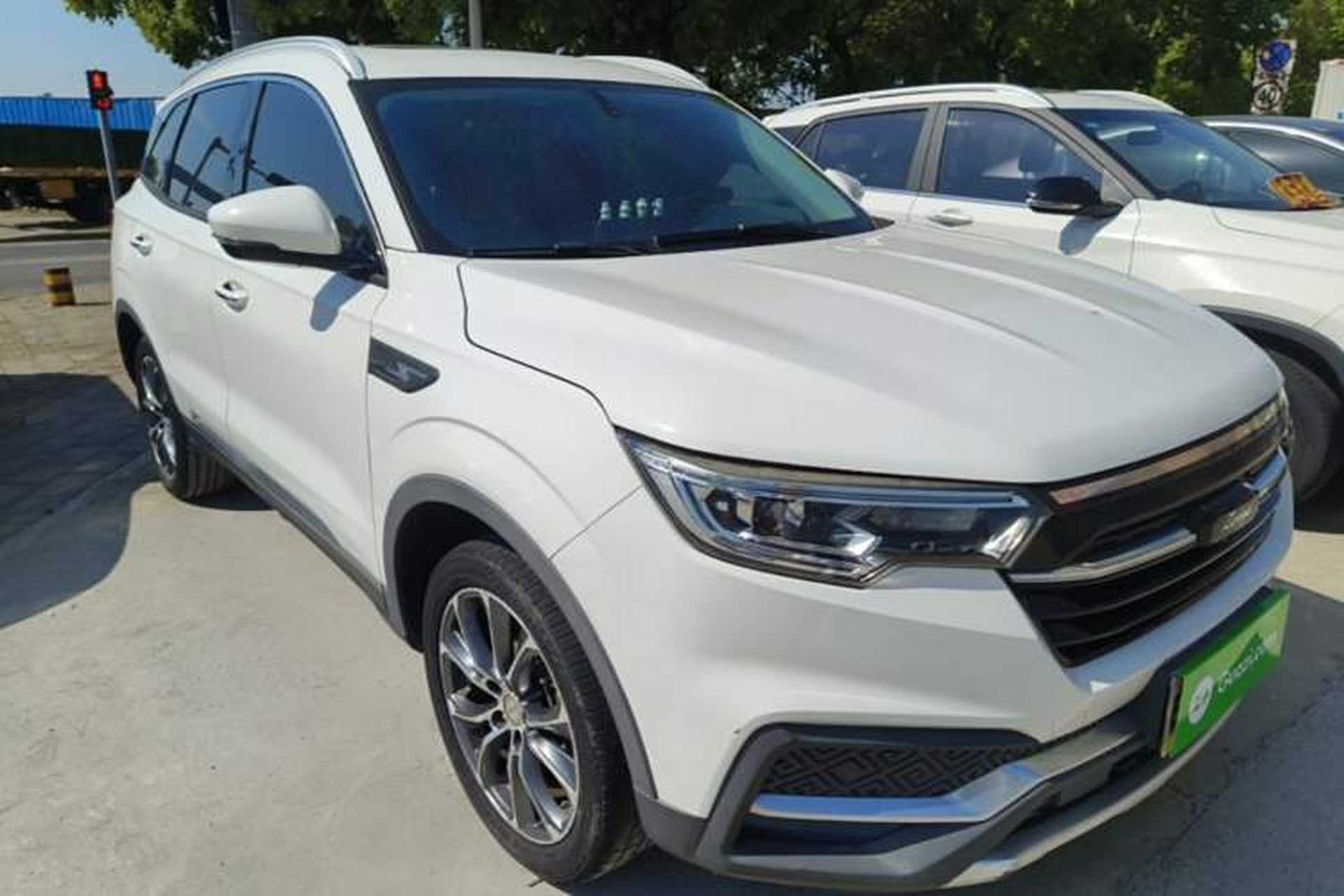 Used Zotye T500 2018 1.5T Automatic Smart Connected Prestige Model Front Right 45 Deg