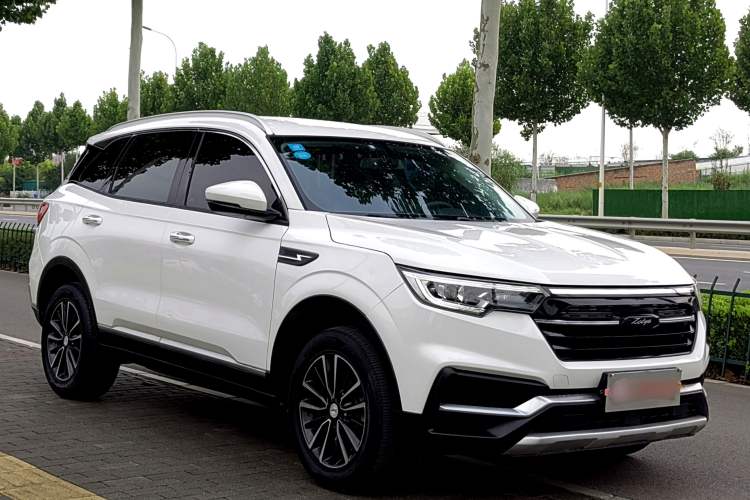 Used Zotye T500 2018 1.5T Automatic Luxury Model Front Right 45 Deg
