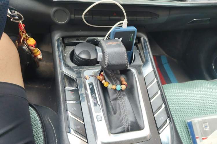 Used Zotye T500 2018 1.5T Automatic Luxury Model Gear Lever