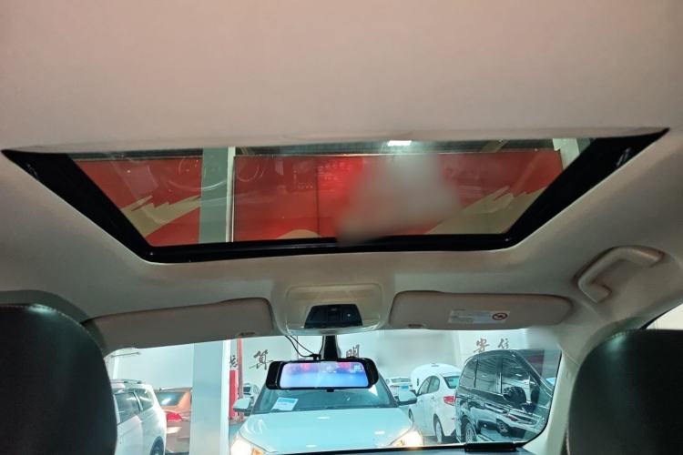 Used Zotye T500 2018 1.5T Automatic Luxury Model Headliner