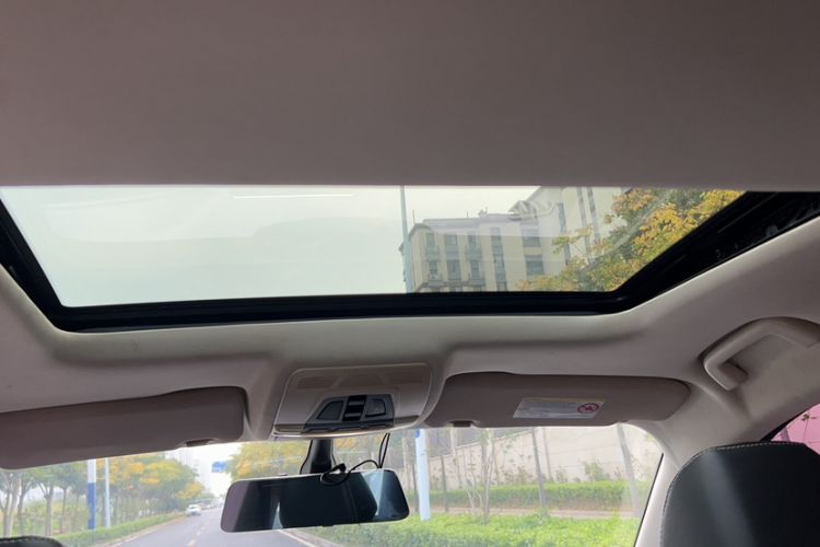 Used Zotye T500 2018 1.5T Automatic Luxury Model Headliner