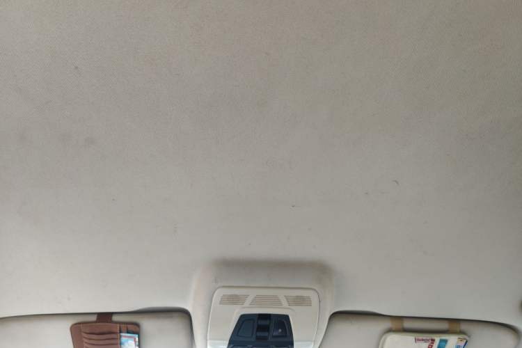 Used Zotye T500 2018 1.5T Automatic Luxury Model Headliner