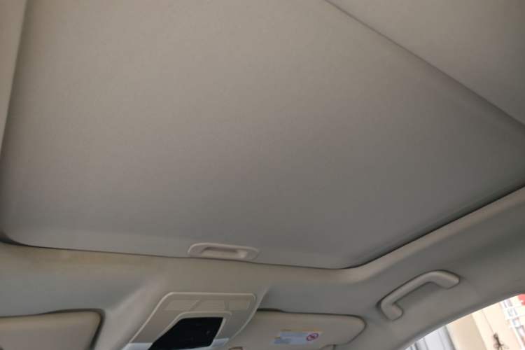 Used Zotye T500 2018 1.5T Automatic Luxury Model Headliner