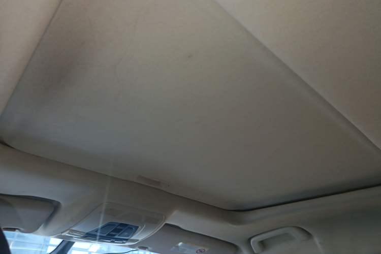 Used Zotye T500 2018 1.5T Automatic Luxury Model Headliner