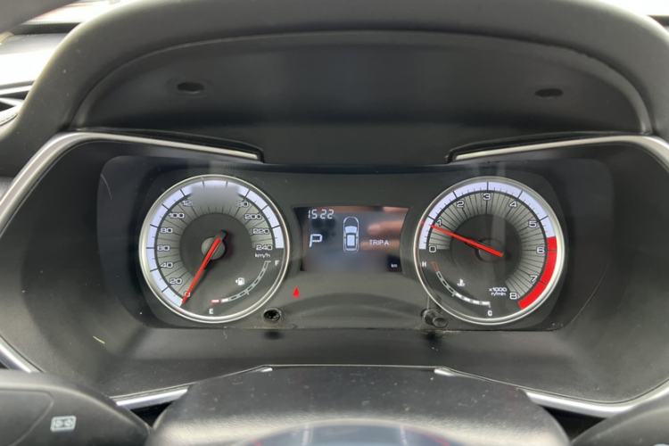 Used Zotye T500 2018 1.5T Automatic Luxury Model Instrument Cluster