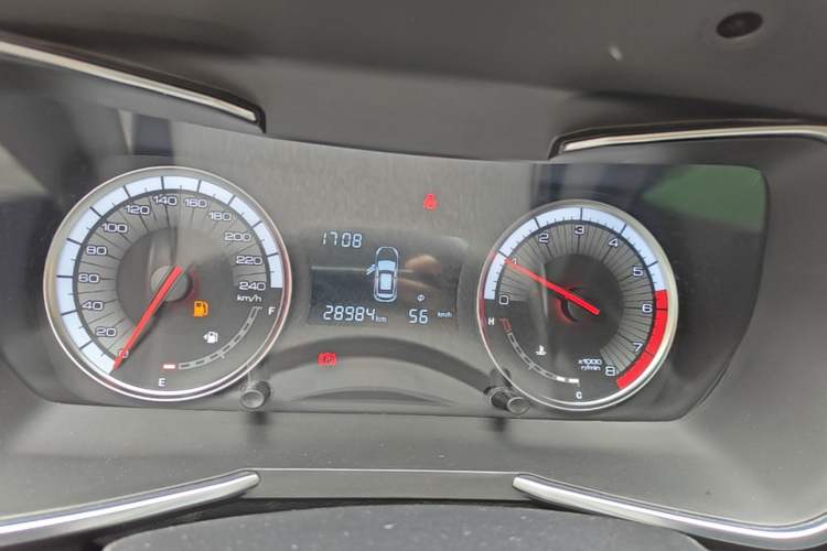 Used Zotye T500 2018 1.5T Manual Luxury Model Instrument Cluster