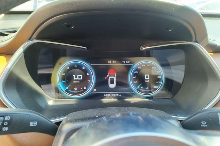 Used Zotye T500 2018 1.5T Automatic Smart Connected Prestige Model Instrument Cluster