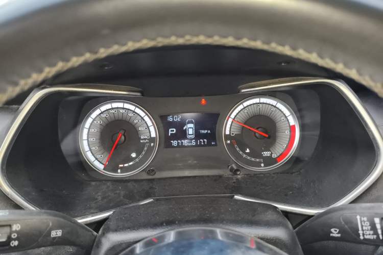 Used Zotye T500 2018 1.5T Automatic Luxury Model Instrument Cluster