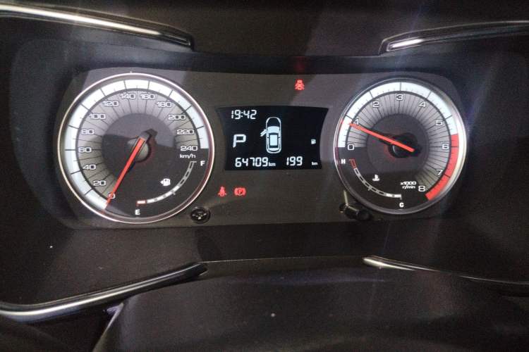 Used Zotye T500 2018 1.5T Automatic Luxury Model Instrument Cluster