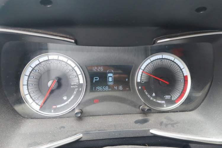 Used Zotye T500 2018 1.5T Automatic Luxury Model Instrument Cluster