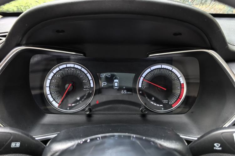 Used Zotye T500 2018 1.5T Automatic Luxury Model Instrument Cluster