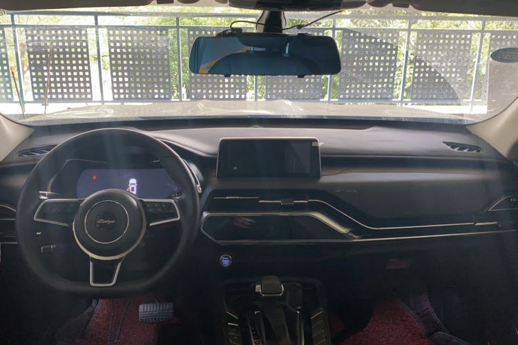 Used Zotye T500 2018 1.5T Automatic Smart Connected Prestige Model Interior 3
