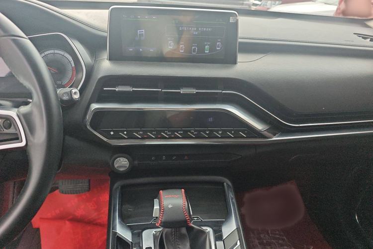 Used Zotye T500 2018 1.5T Automatic Luxury Model Interior 5