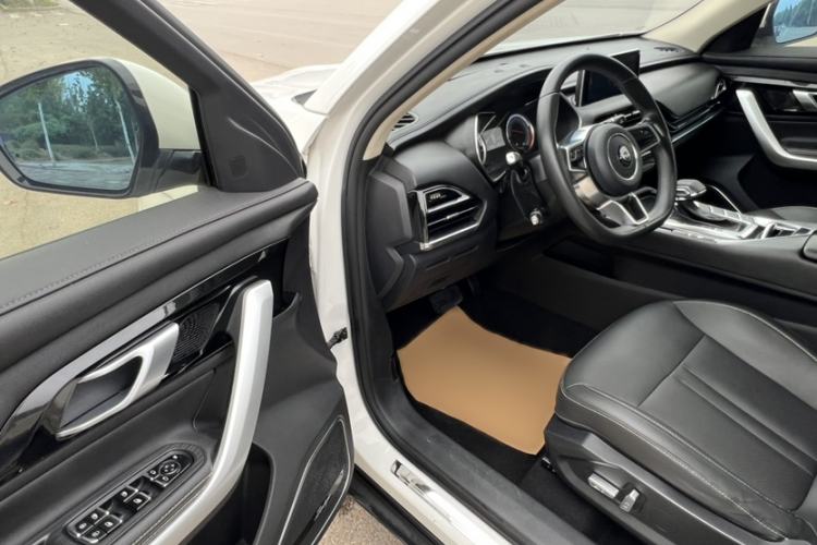 Used Zotye T500 2018 1.5T Automatic Luxury Model Interior 5