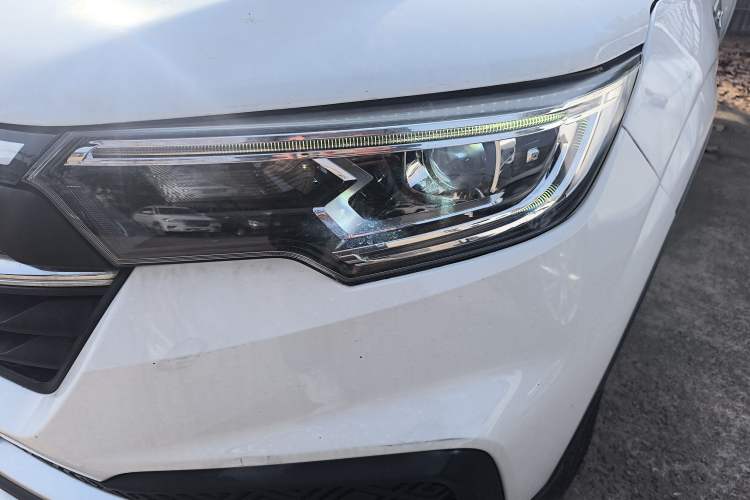 Used Zotye T500 2018 1.5T Manual Luxury Model Left Front Headlight