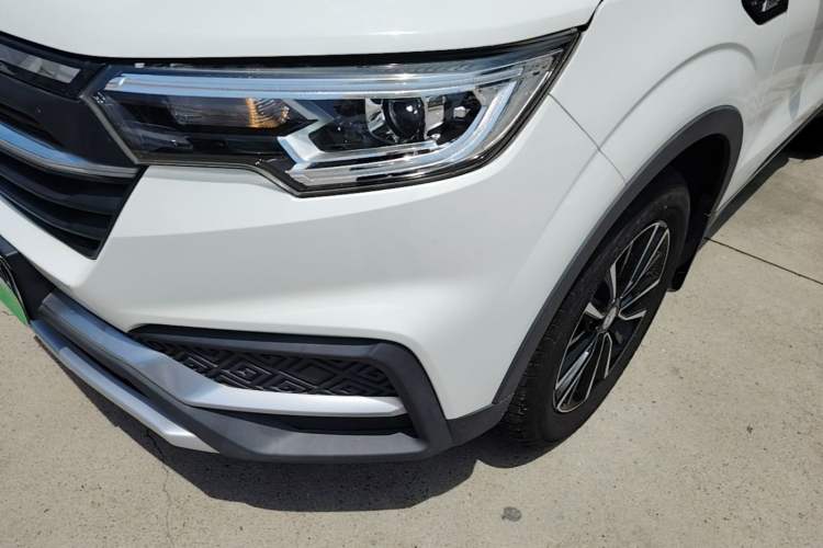 Used Zotye T500 2018 1.5T Manual Luxury Model Left Front Headlight