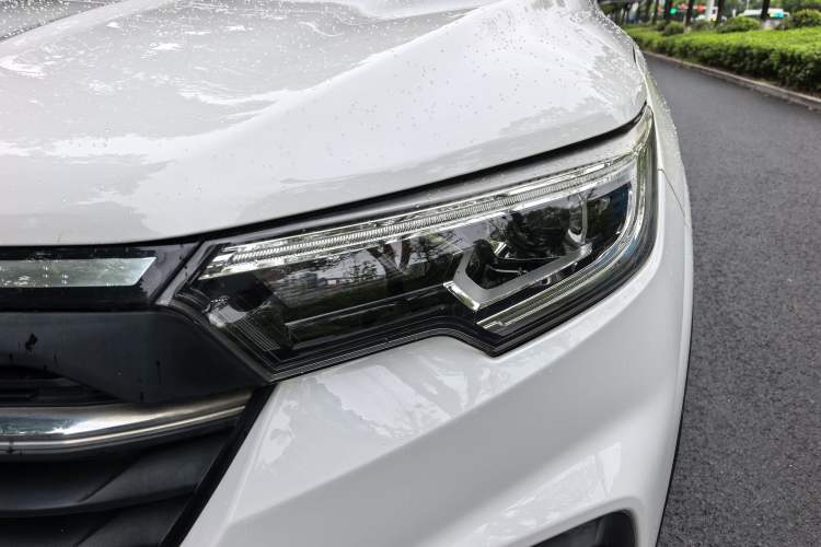Used Zotye T500 2018 1.5T Automatic Luxury Model Left Front Headlight