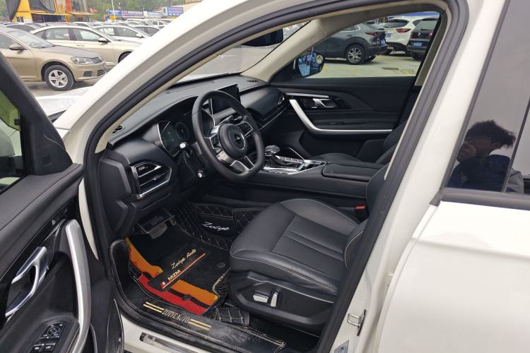 Used Zotye T500 2018 1.5T Automatic Smart Connected Prestige Model Left Front Seat