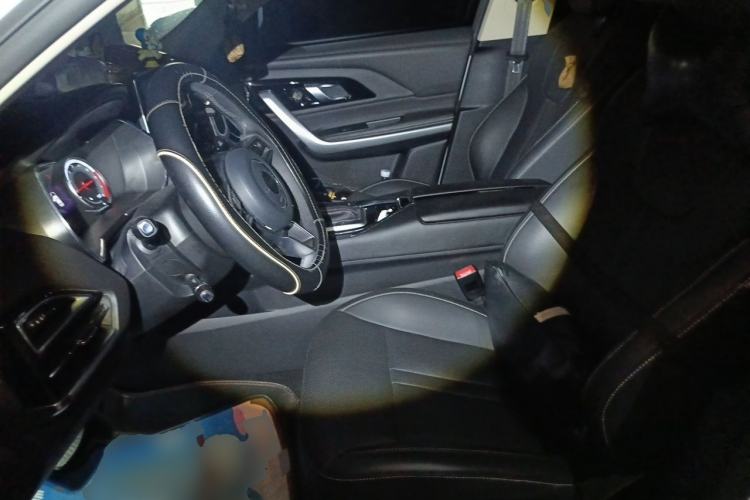 Used Zotye T500 2018 1.5T Automatic Luxury Model Left Front Seat