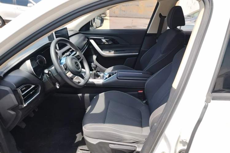 Used Zotye T500 2018 1.5T Manual Luxury Model Left Front Seat