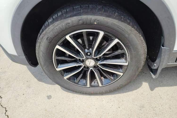 Used Zotye T500 2018 1.5T Manual Luxury Model Left Front Wheel Hub