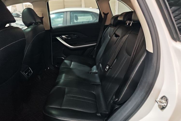 Used Zotye T500 2018 1.5T Automatic Luxury Model Left Rear Seat