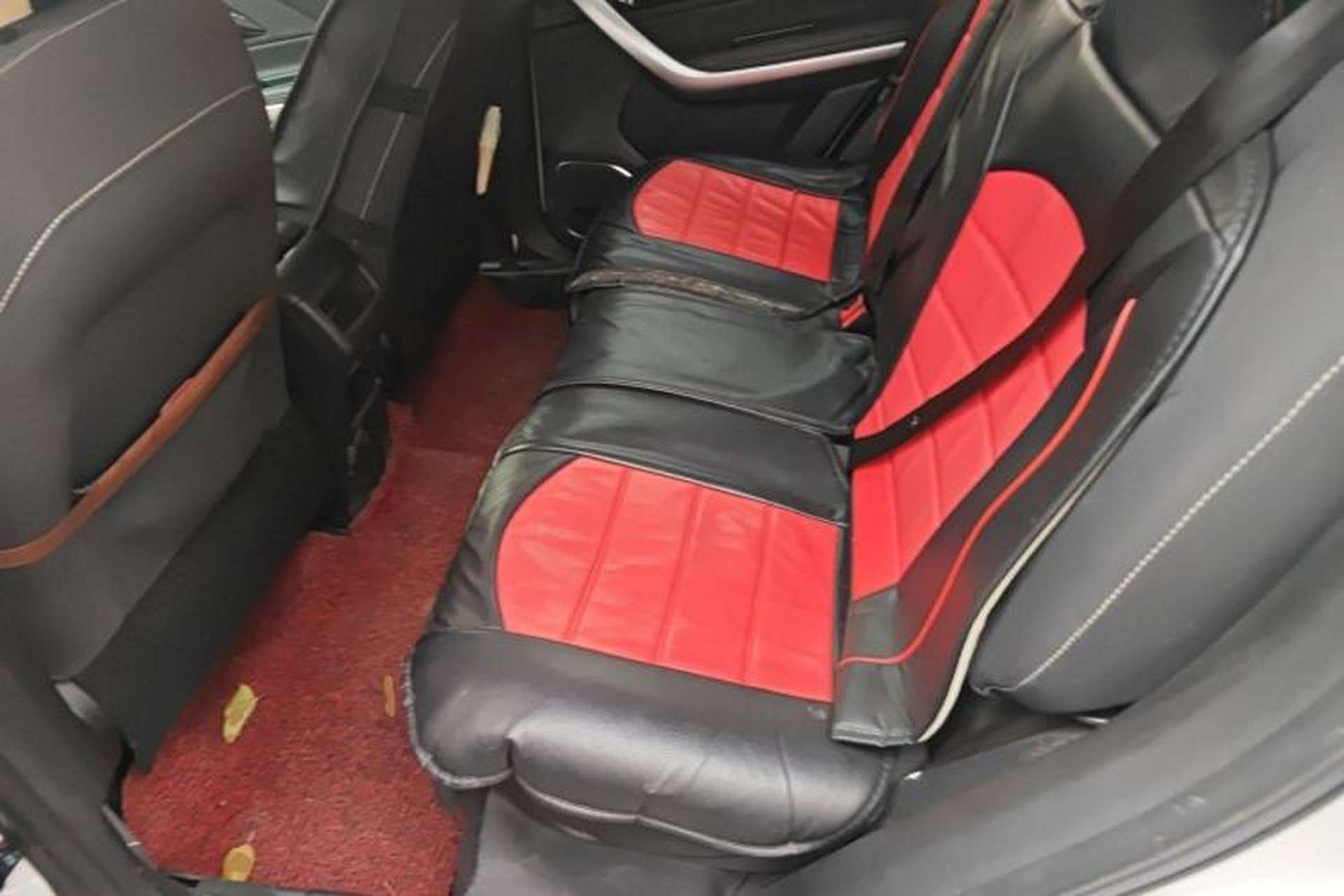 Used Zotye T500 2018 1.5T Manual Luxury Model Left Rear Seat