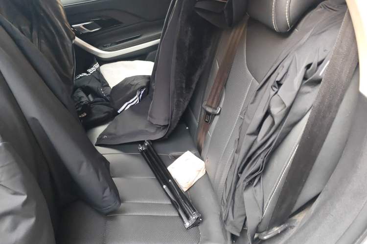 Used Zotye T500 2018 1.5T Automatic Luxury Model Left Rear Seat