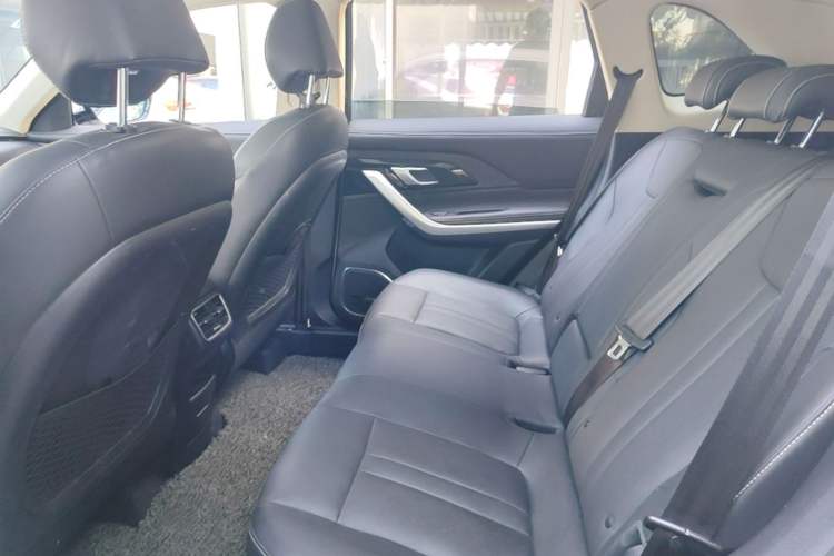 Used Zotye T500 2018 1.5T Automatic Smart Connected Prestige Model Left Rear Seat