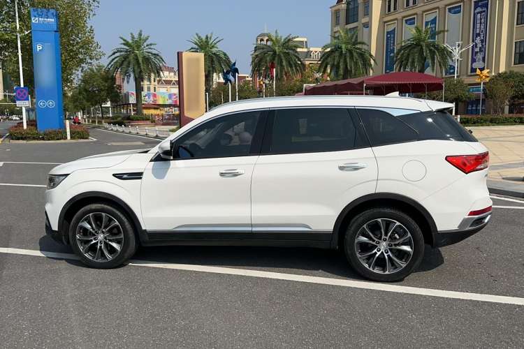 Used Zotye T500 2018 1.5T Automatic Smart Connected Prestige Model Left Side