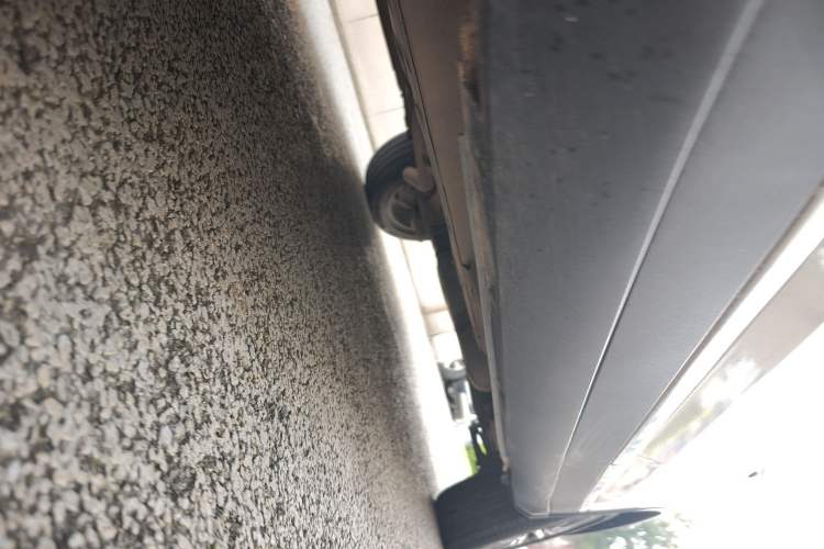 Used Zotye T500 2018 1.5T Automatic Luxury Model Left Side Sill