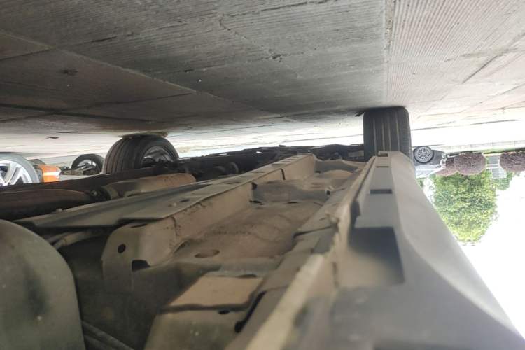 Used Zotye T500 2018 1.5T Automatic Smart Connected Prestige Model Left Side Sill