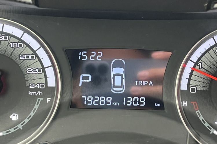 Used Zotye T500 2018 1.5T Automatic Luxury Model Odometer Close Up
