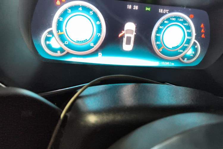 Used Zotye T500 2018 1.5T Automatic Smart Connected Prestige Model Odometer Close Up