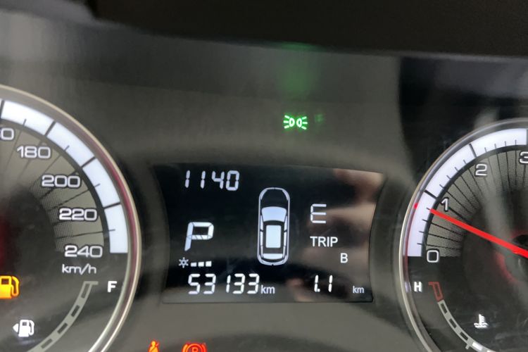 Used Zotye T500 2018 1.5T Automatic Luxury Model Odometer Close Up