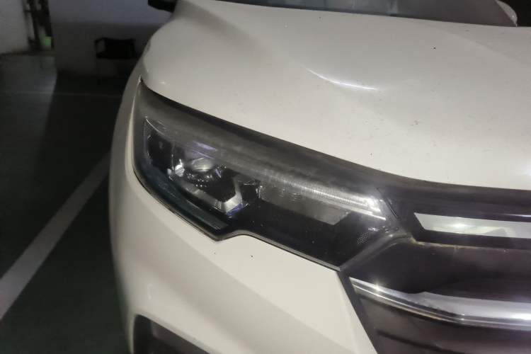 Used Zotye T500 2018 1.5T Manual Luxury Model Right Front Headlight