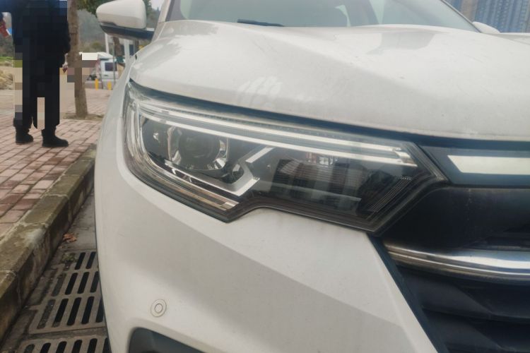 Used Zotye T500 2018 1.5T Manual Luxury Model Right Front Headlight