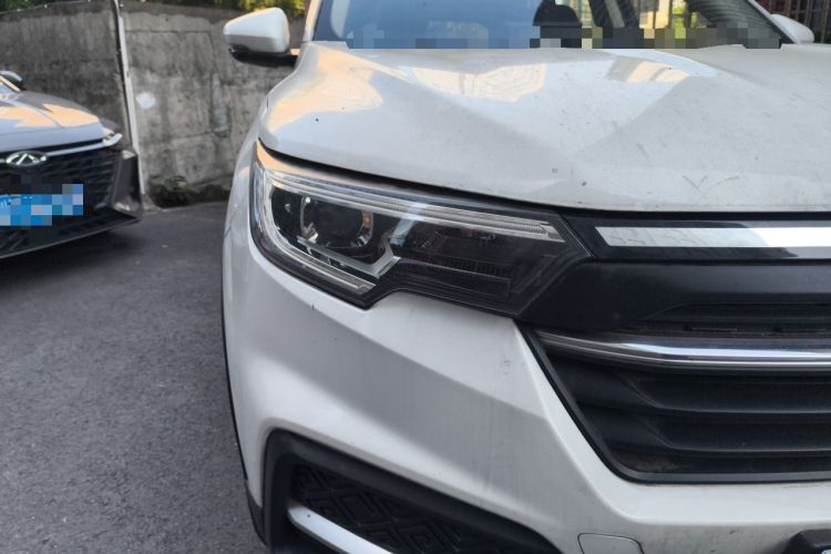 Used Zotye T500 2018 1.5T Manual Luxury Model Right Front Headlight