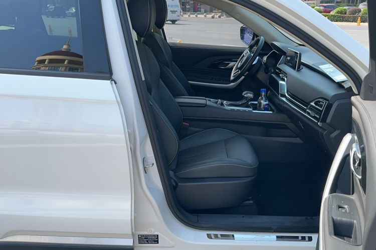 Used Zotye T500 2018 1.5T Automatic Smart Connected Prestige Model Right Front Seat