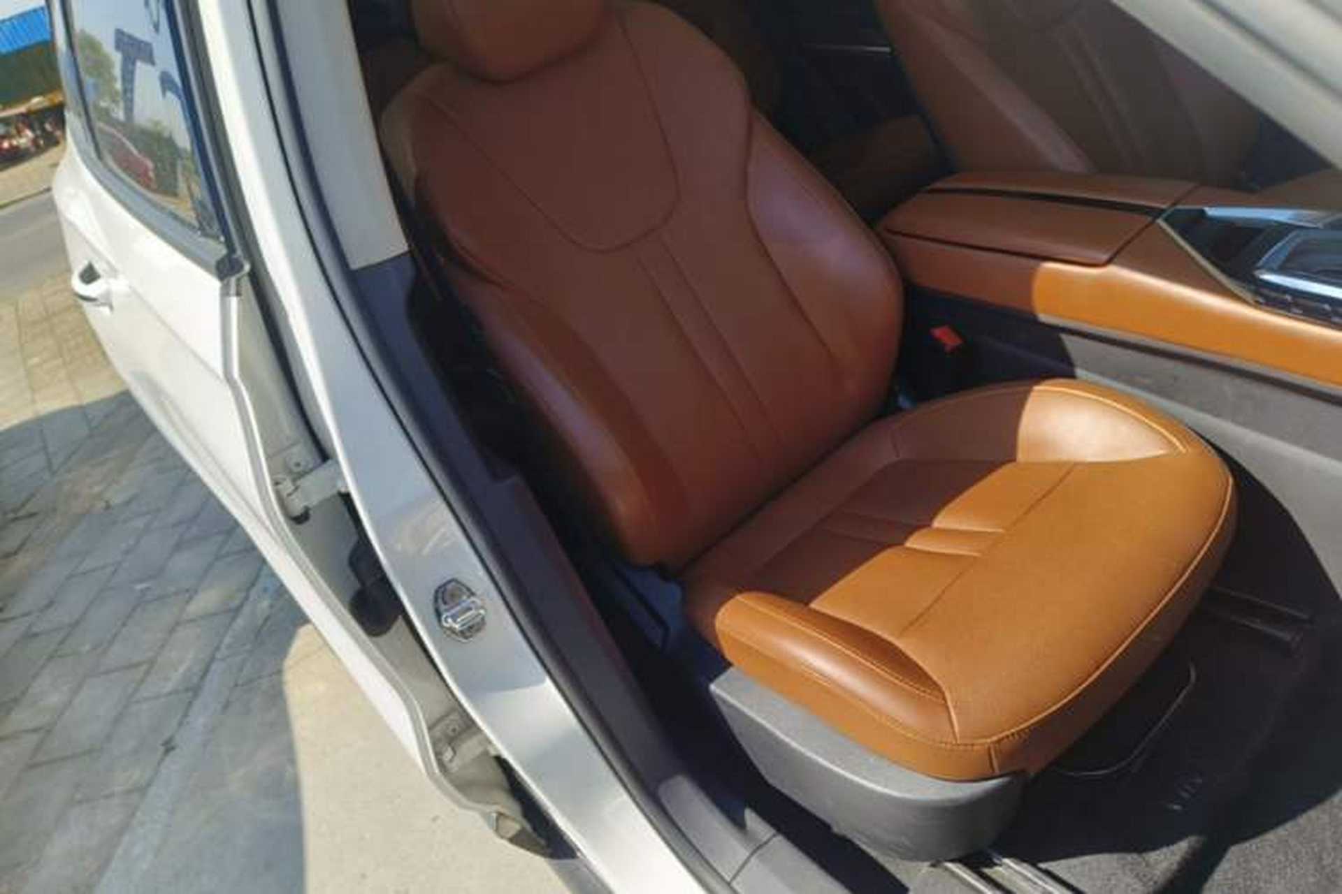 Used Zotye T500 2018 1.5T Automatic Smart Connected Prestige Model Right Front Seat