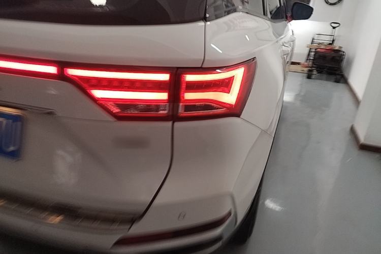 Used Zotye T500 2018 1.5T Automatic Smart Connect Flagship Model Right Rear Taillight