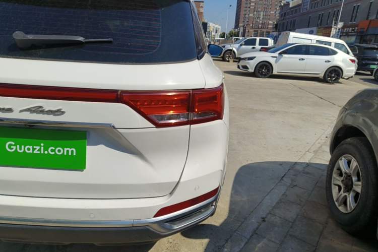 Used Zotye T500 2018 1.5T Automatic Smart Connected Prestige Model Right Rear Taillight