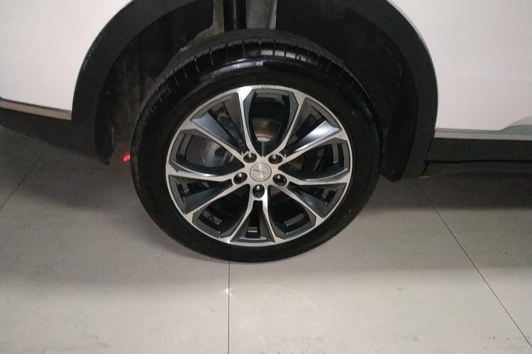Used Zotye T500 2018 1.5T Automatic Luxury Model Right Rear Wheel Hub