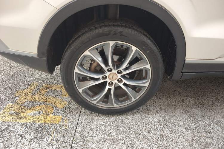Used Zotye T500 2018 1.5T Automatic Luxury Model Right Rear Wheel Hub