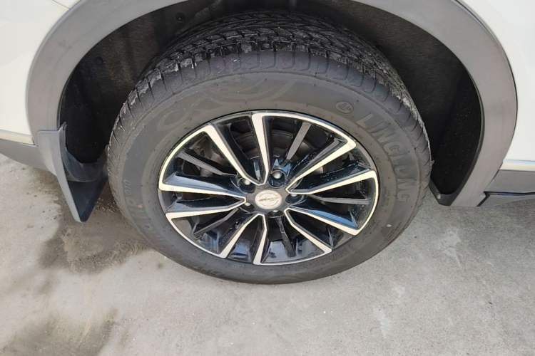 Used Zotye T500 2018 1.5T Manual Luxury Model Right Rear Wheel Hub