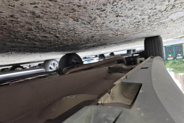 Used Zotye T500 2018 1.5T Manual Luxury Model Right Side Sill