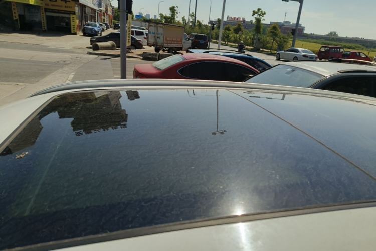 Used Zotye T500 2018 1.5T Automatic Smart Connected Prestige Model Roof