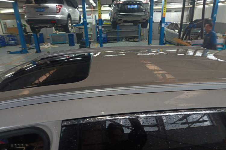 Used Zotye T500 2018 1.5T Automatic Luxury Model Roof