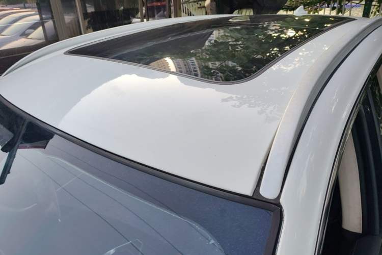 Used Zotye T500 2018 1.5T Automatic Smart Connected Prestige Model Roof